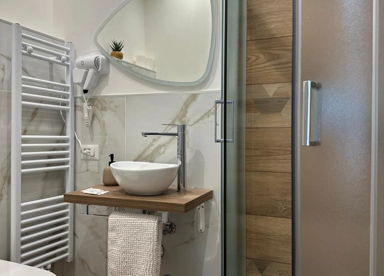 Bed & Breakfast La Maison De Milan San Siro Italy